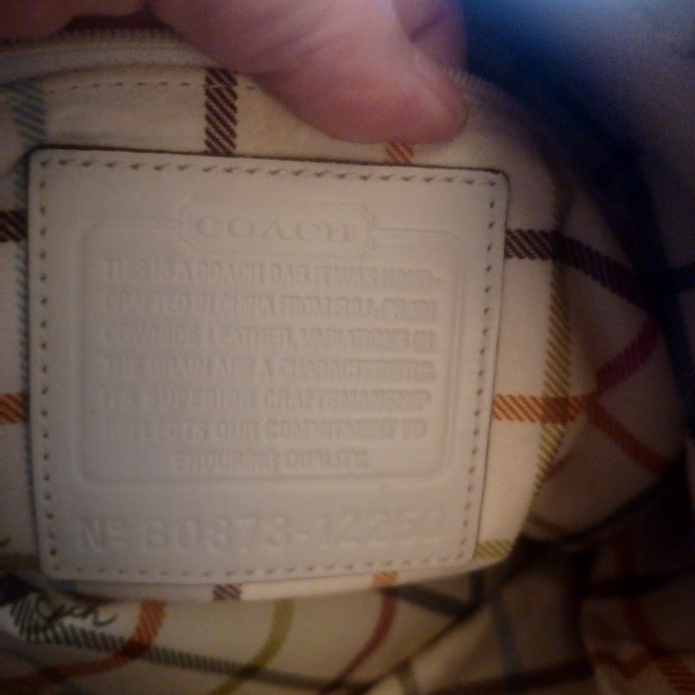 Vintage Rare soft Leather Coach Shoulder Bag that is turned inside out adjustab - Picture 11 of 16